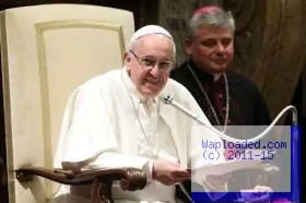 Fear For Pope Francis As He Is Unable To Stand At Vatican Speech